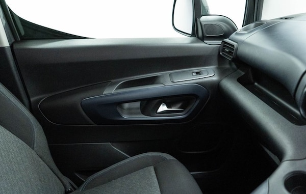 Used Peugeot Rifter 2021 for sale - 76210051: Photo 29
