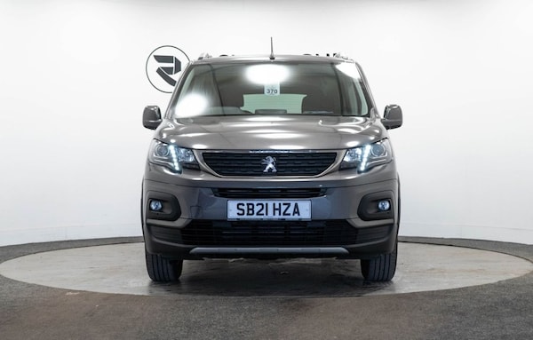 Used Peugeot Rifter 2021 for sale - 76210051: Photo 2