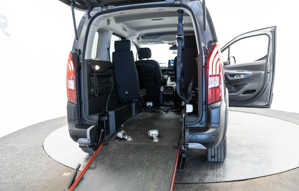 Used Peugeot Rifter 2021 for sale - 76210051: Photo 33