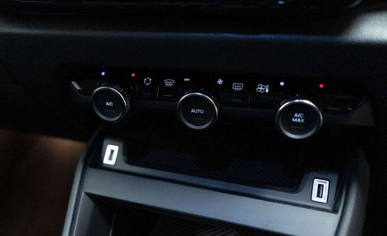 Used Citroen C4 2022 for sale - 77930627: Photo 28