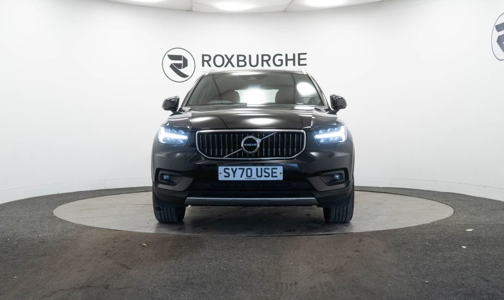 Used Volvo XC40 2020 for sale - 76840887: Photo 2