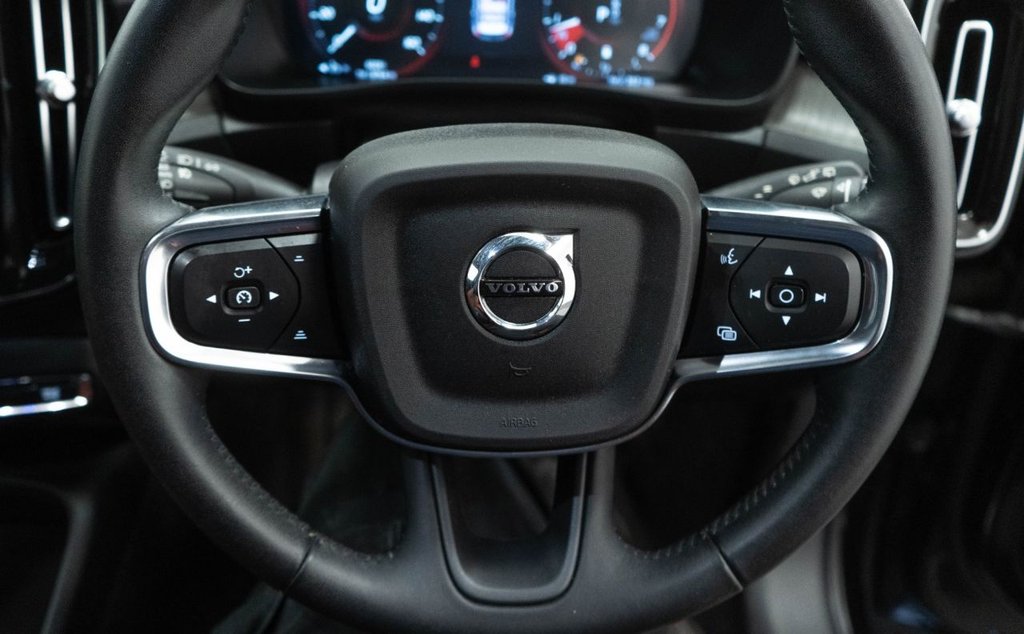 Used Volvo XC40 2020 for sale - 76840887: Photo 24