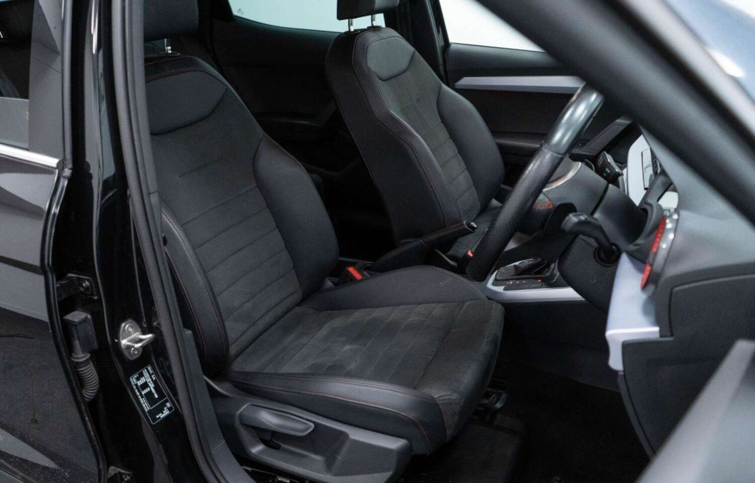 Used SEAT Arona 2023 for sale - 77930787: Photo 21