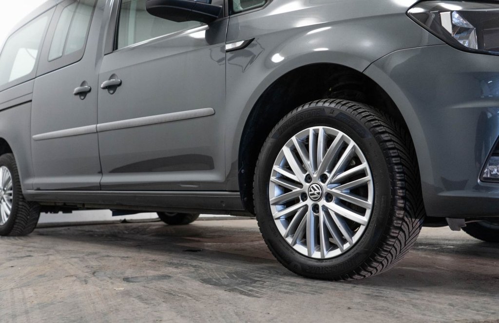 Used Volkswagen Caddy Maxi Life 2019 for sale - 77394528: Photo 11