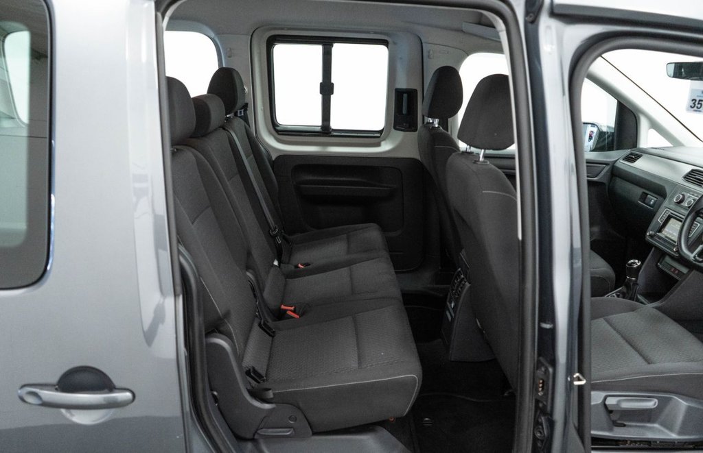 Used Volkswagen Caddy Maxi Life 2019 for sale - 77394528: Photo 31