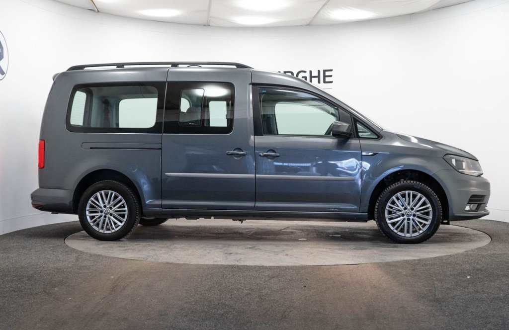 Used Volkswagen Caddy Maxi Life 2019 for sale - 77394528: Photo 9
