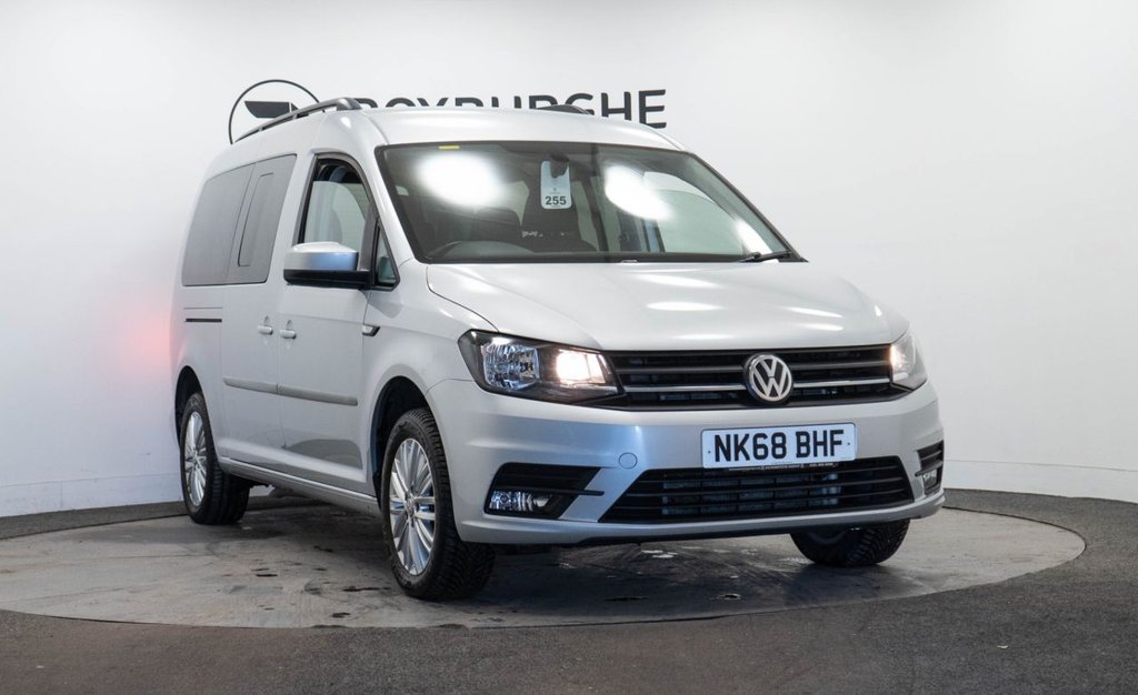 Used Volkswagen Caddy Maxi Life 2018 for sale - 76406376: Photo 1