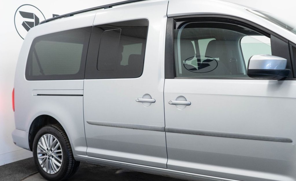 Used Volkswagen Caddy Maxi Life 2018 for sale - 76406376: Photo 13