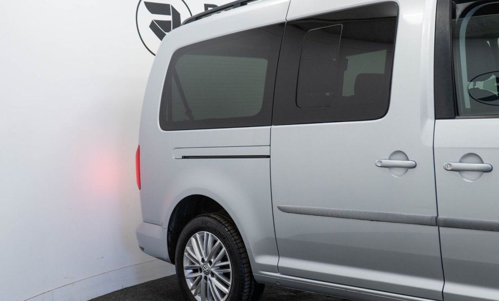 Used Volkswagen Caddy Maxi Life 2018 for sale - 76406376: Photo 14