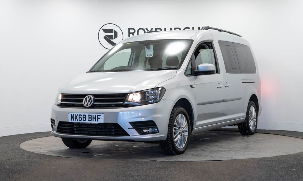 Used Volkswagen Caddy Maxi Life 2018 for sale - 76406376: Photo 3