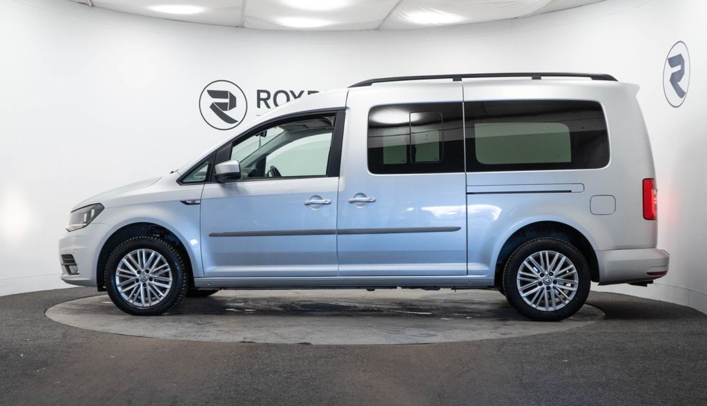 Used Volkswagen Caddy Maxi Life 2018 for sale - 76406376: Photo 4