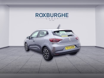 Used Renault Clio 2023 for sale - 77879583: Photo