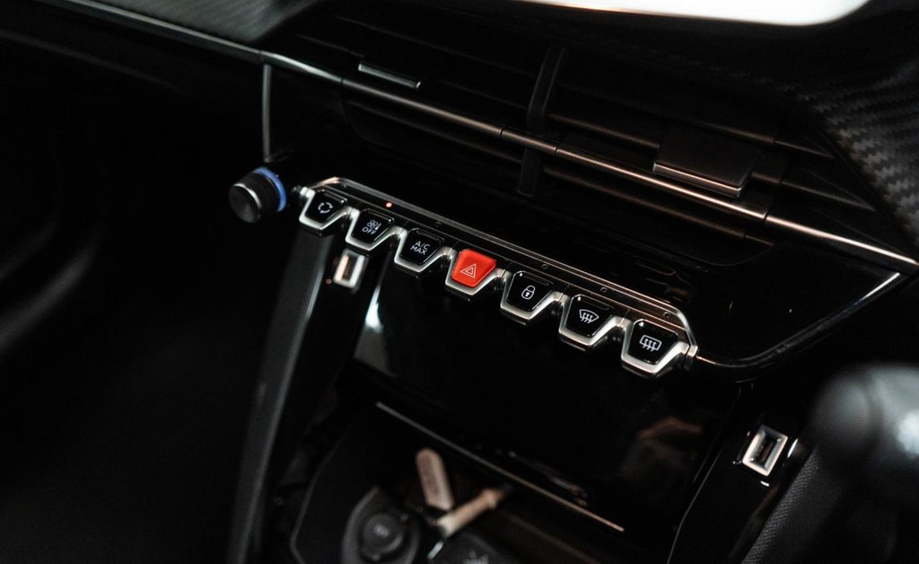 Used Peugeot 208 2023 for sale - 77014283: Photo 28