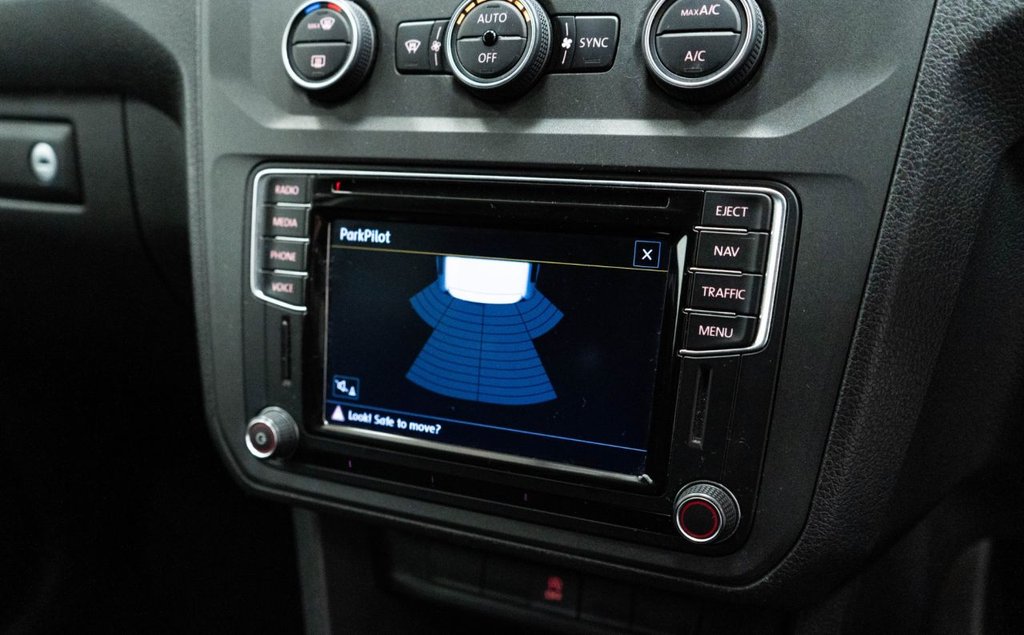 Used Volkswagen Caddy Maxi Life 2017 for sale - 77250019: Photo 31