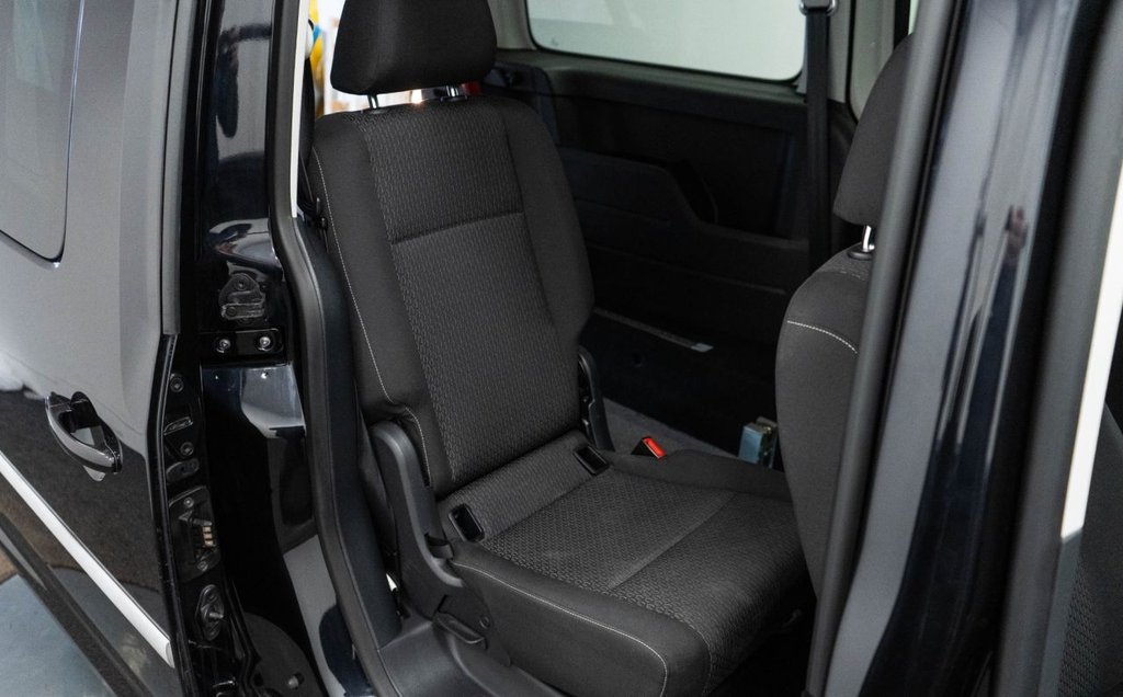 Used Volkswagen Caddy Maxi Life 2017 for sale - 77250019: Photo 34