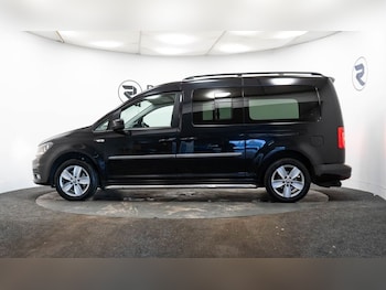 Used Volkswagen Caddy Maxi Life 2017 for sale - 77250019: Photo