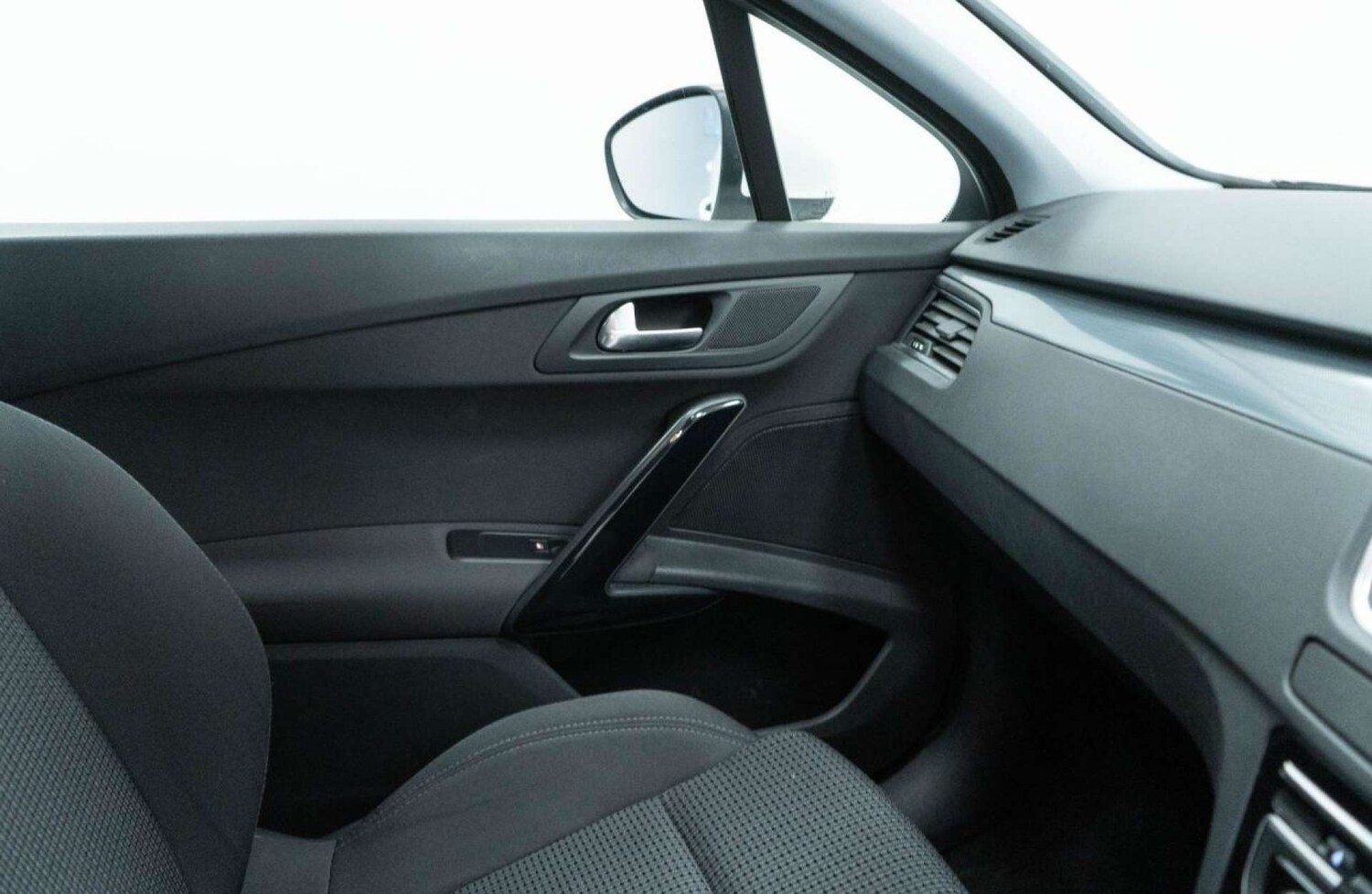 Used Peugeot 508 2016 for sale - 77950456: Photo 31