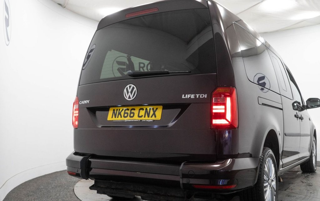 Used Volkswagen Caddy Maxi Life 2016 for sale - 76582198: Photo 14