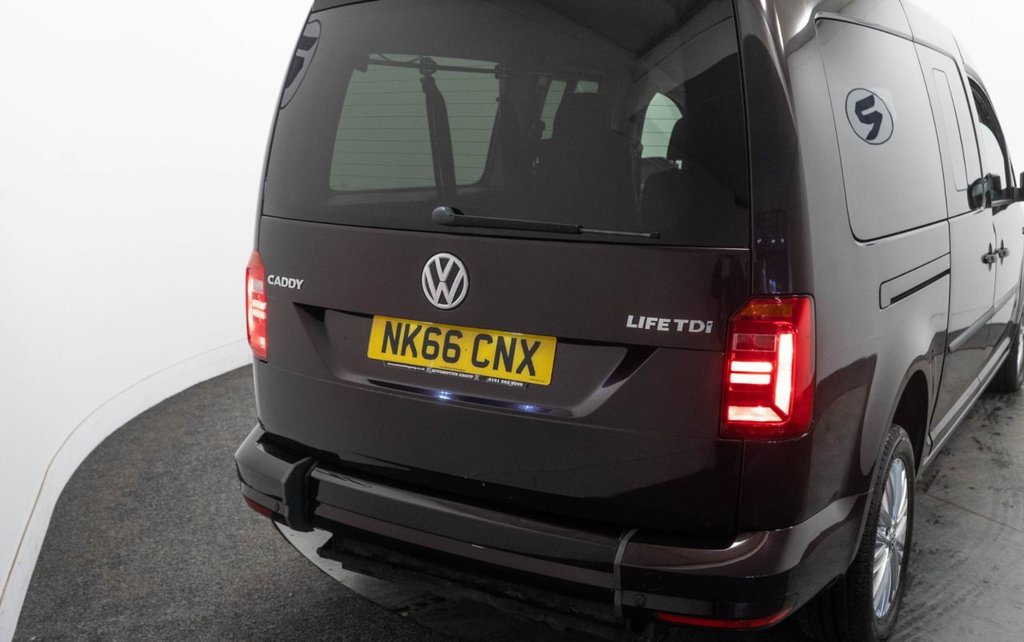 Used Volkswagen Caddy Maxi Life 2016 for sale - 76582198: Photo 15