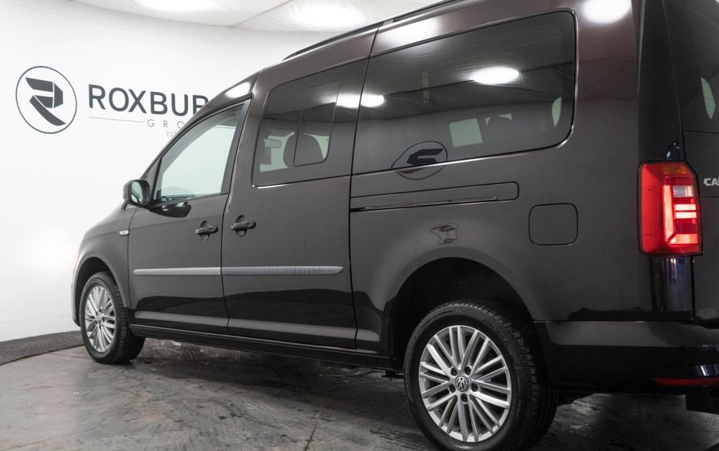 Used Volkswagen Caddy Maxi Life 2016 for sale - 76582198: Photo 17