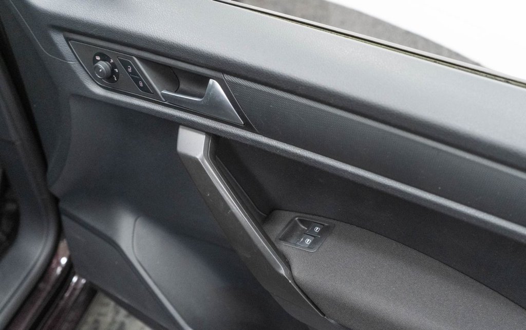 Used Volkswagen Caddy Maxi Life 2016 for sale - 76582198: Photo 22