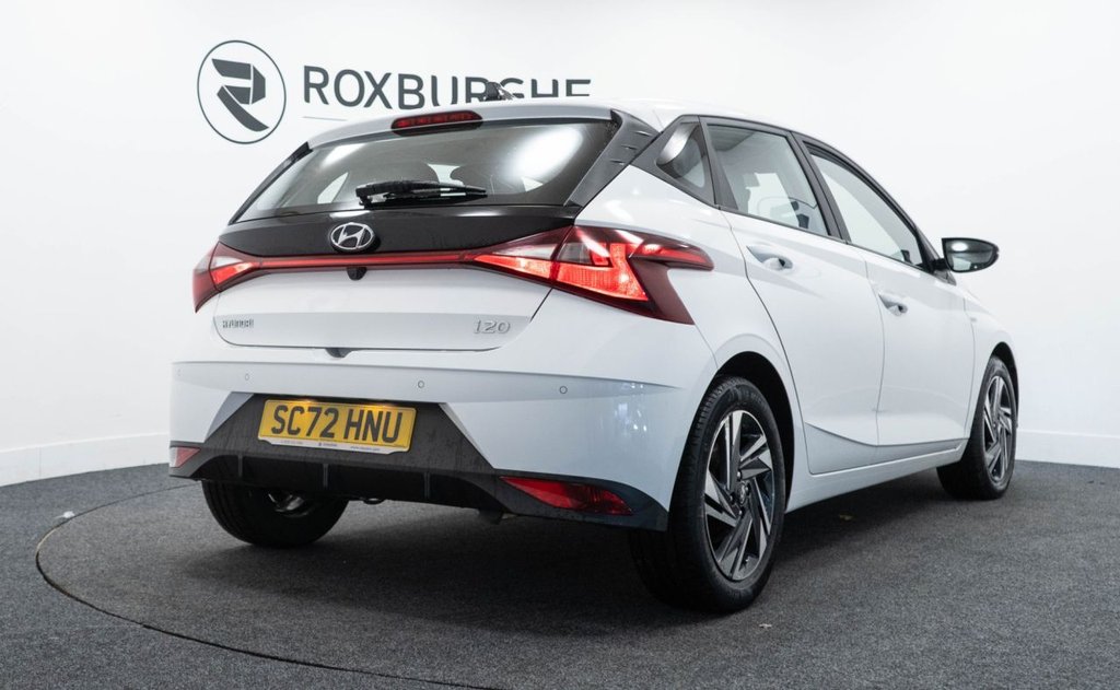 Used Hyundai i20 2022 for sale - 77692513: Photo 15