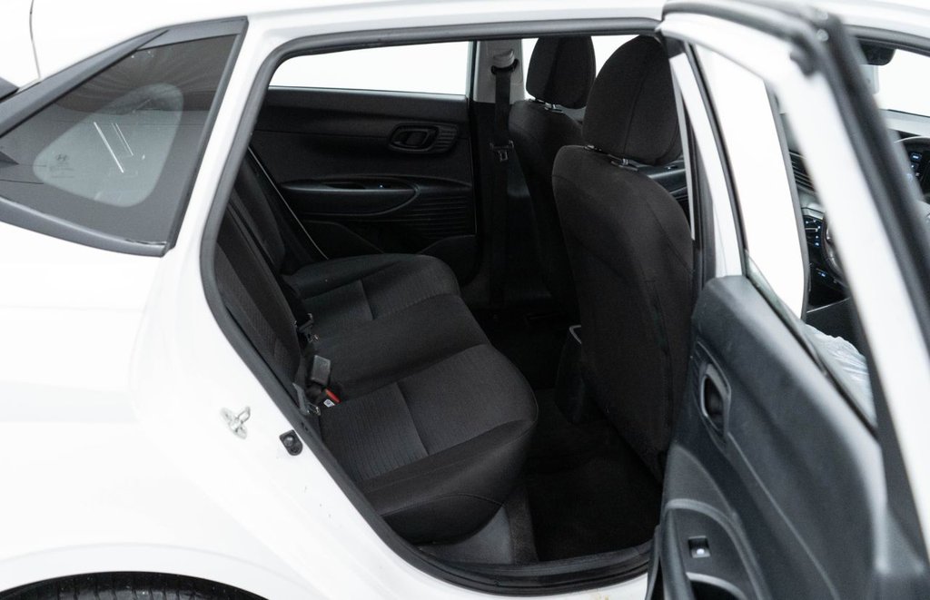 Used Hyundai i20 2022 for sale - 77692513: Photo 33