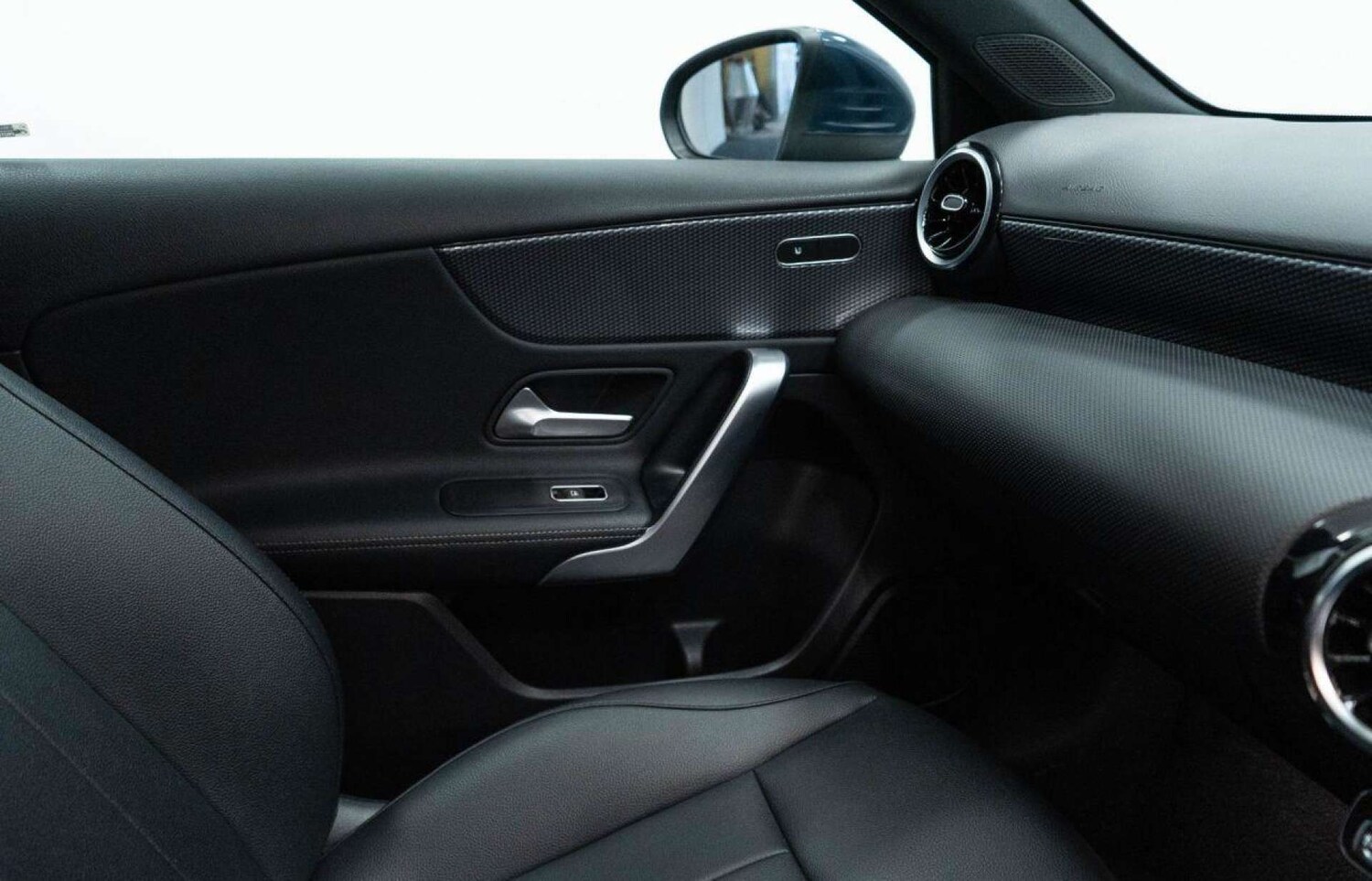 Used Mercedes-Benz A-Class 2022 for sale - 77930648: Photo 33