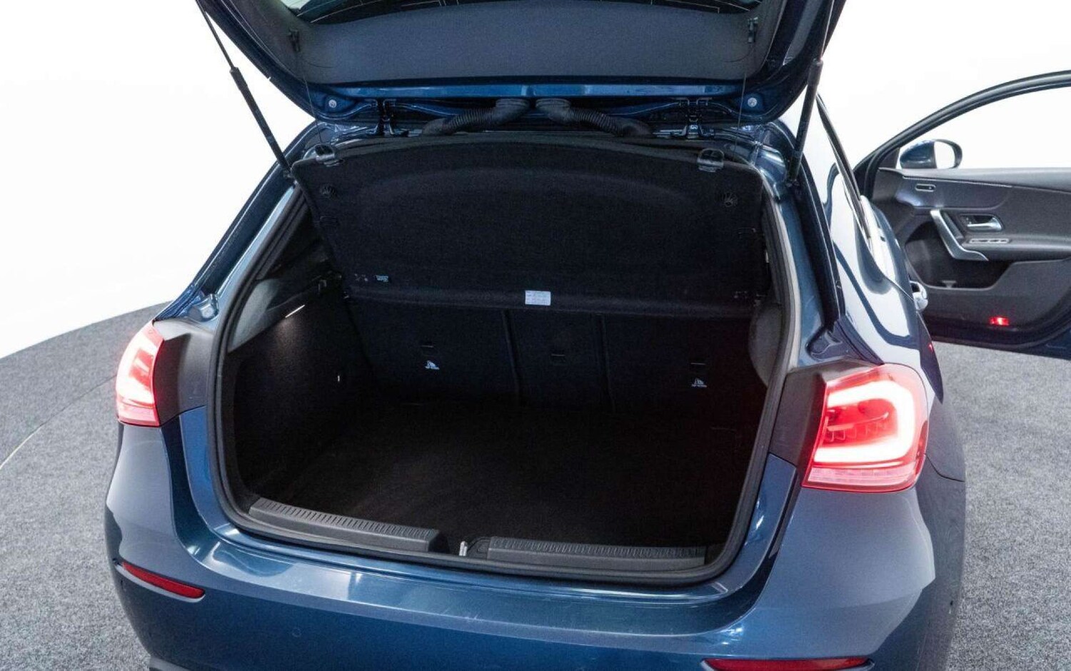 Used Mercedes-Benz A-Class 2022 for sale - 77930648: Photo 36