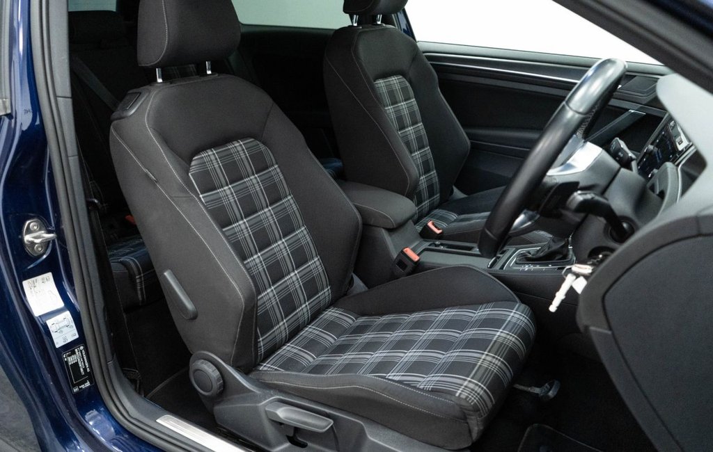 Used Volkswagen Golf 2019 for sale - 77672765: Photo 25