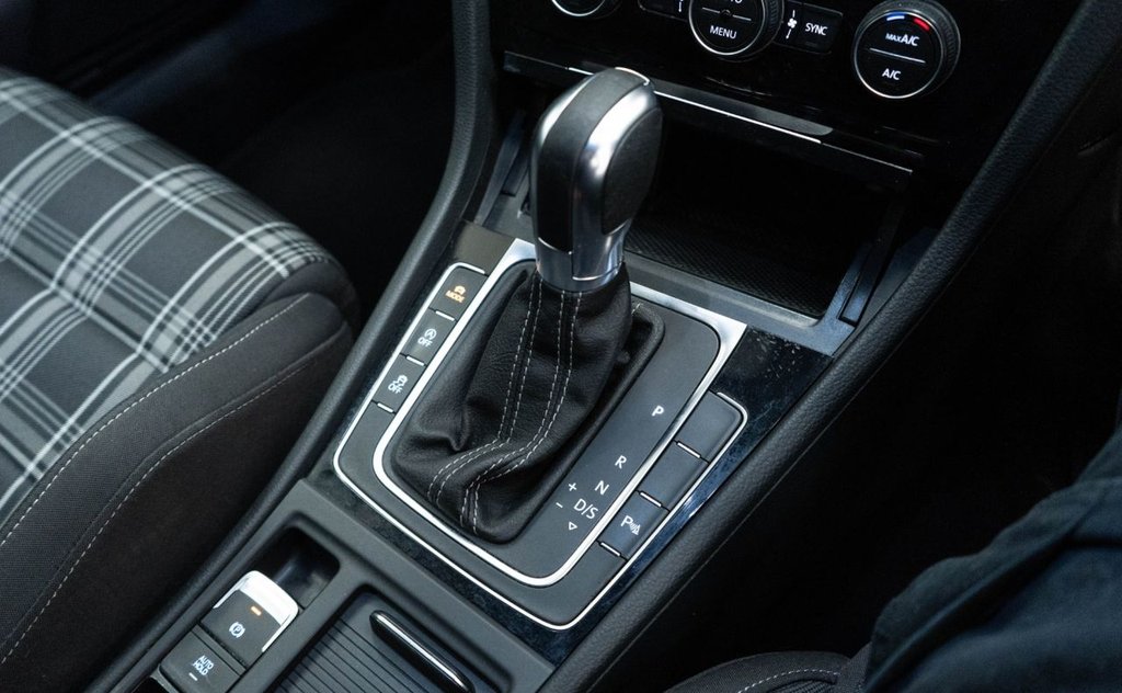 Used Volkswagen Golf 2019 for sale - 77672765: Photo 34