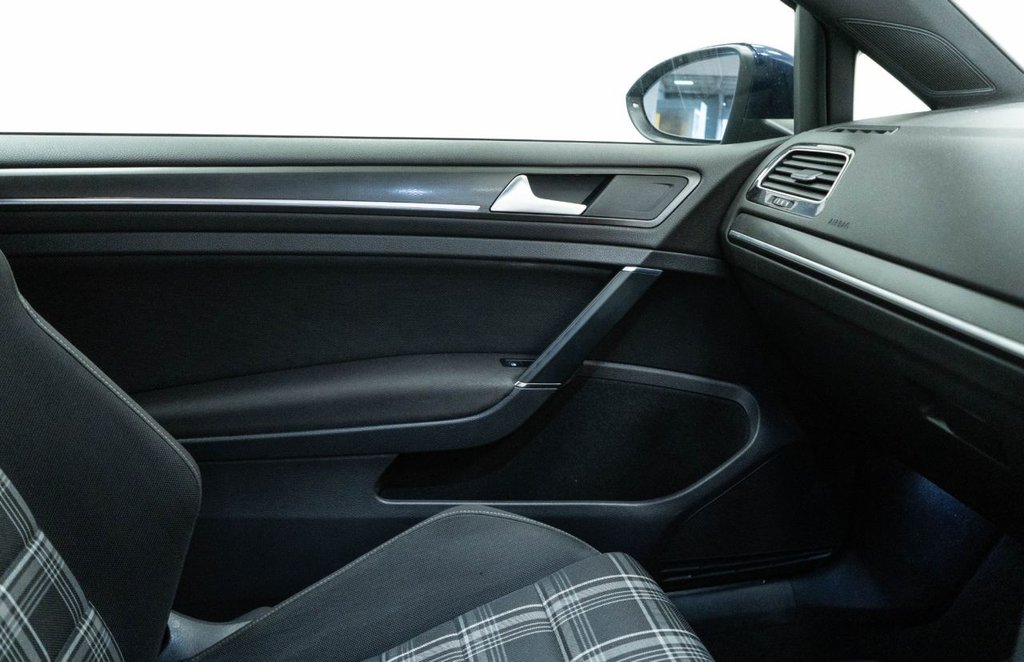 Used Volkswagen Golf 2019 for sale - 77672765: Photo 35