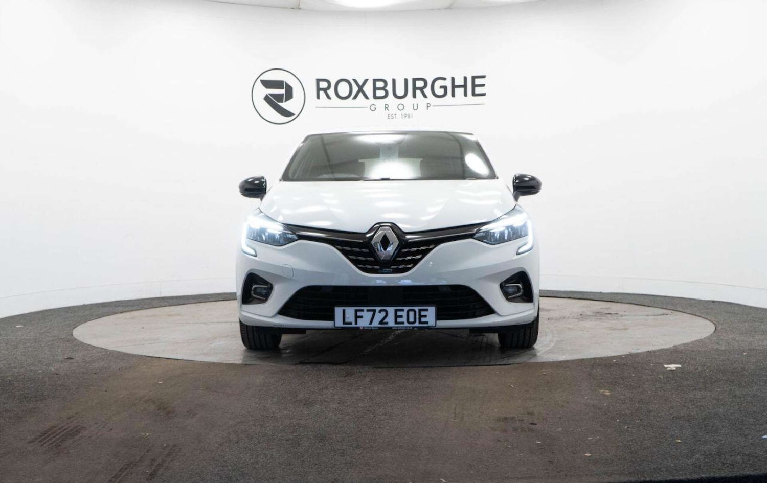 Used Renault Clio 2022 for sale - 77930849: Photo 2