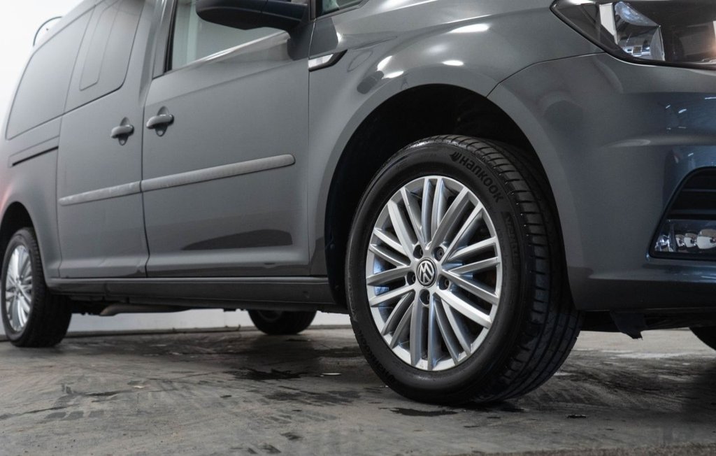 Used Volkswagen Caddy Maxi Life 2018 for sale - 76509749: Photo 11