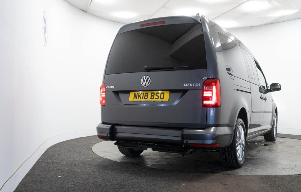 Used Volkswagen Caddy Maxi Life 2018 for sale - 76509749: Photo 15