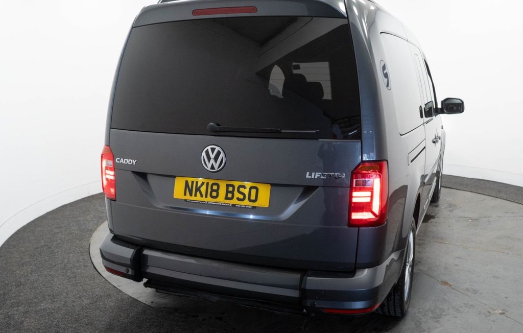 Used Volkswagen Caddy Maxi Life 2018 for sale - 76509749: Photo 16