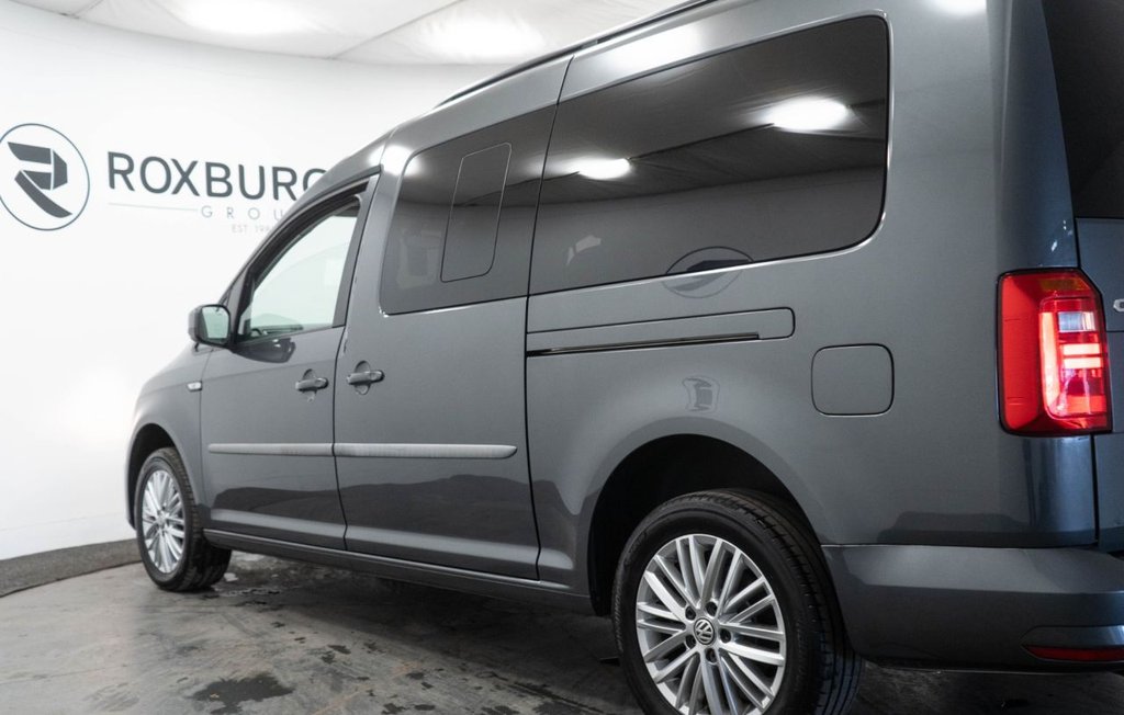 Used Volkswagen Caddy Maxi Life 2018 for sale - 76509749: Photo 19