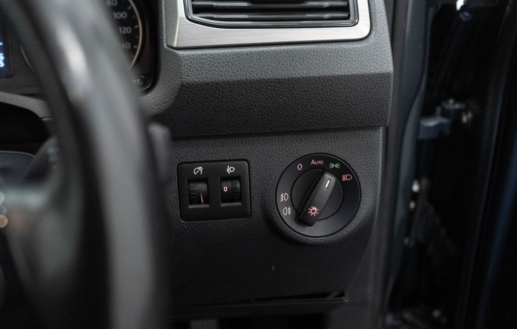 Used Volkswagen Caddy Maxi Life 2018 for sale - 76509749: Photo 24