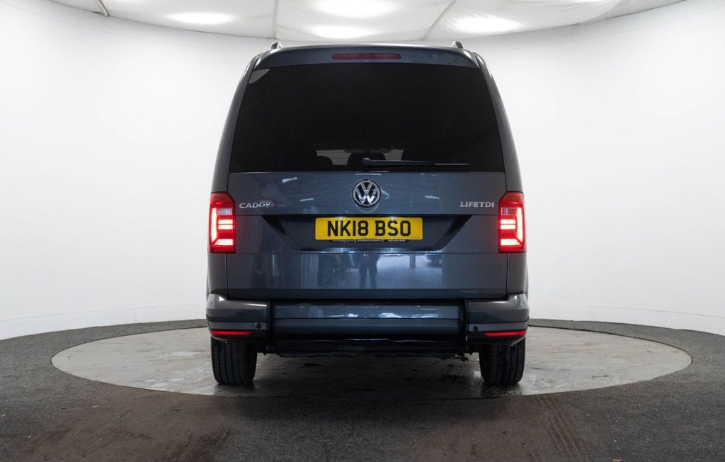 Used Volkswagen Caddy Maxi Life 2018 for sale - 76509749: Photo 7