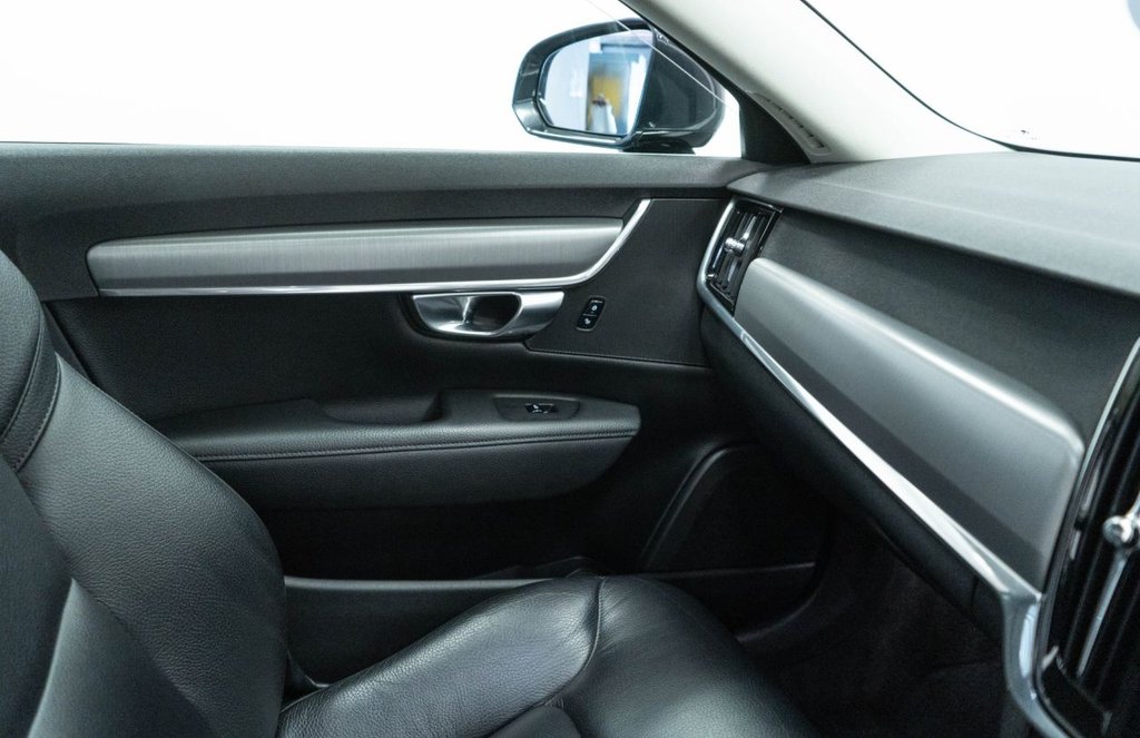 Used Volvo S90 2017 for sale - 77905118: Photo 29