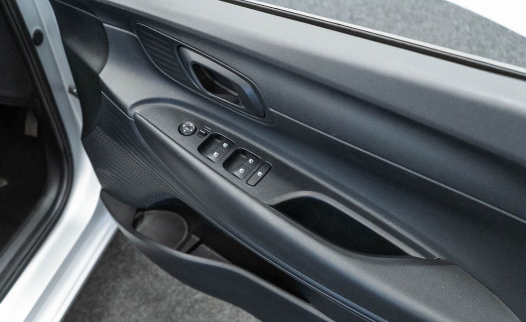 Used Hyundai i20 2023 for sale - 77780318: Photo 23