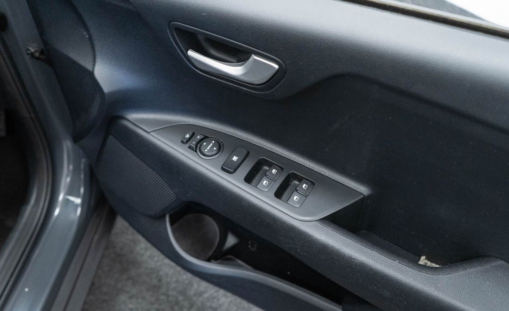 Used Kia Stonic 2022 for sale - 77806254: Photo 21