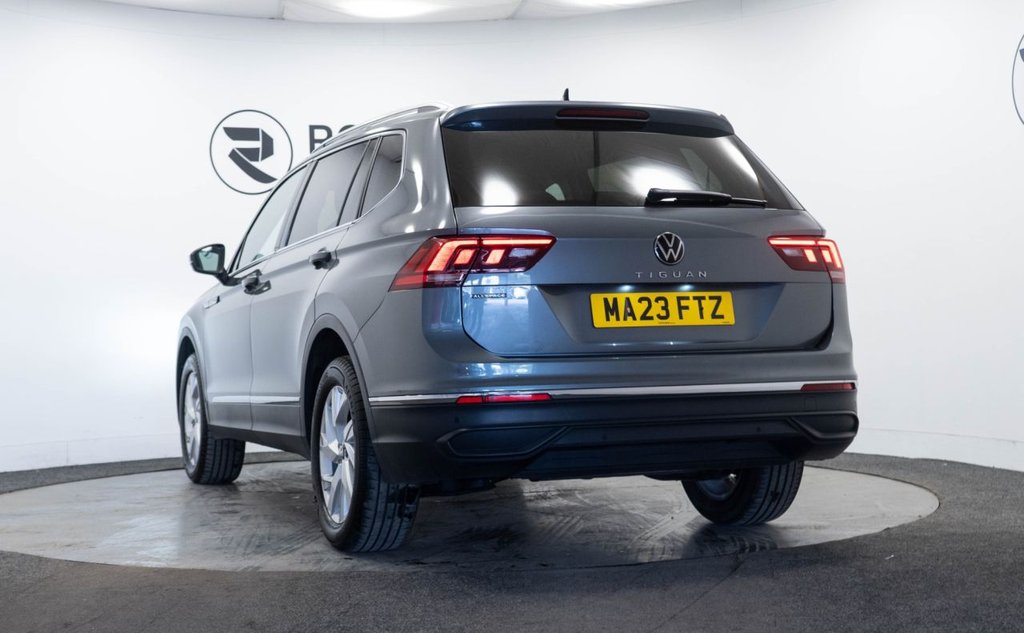 Used Volkswagen Tiguan Allspace 2023 for sale - 76317120: Photo 3