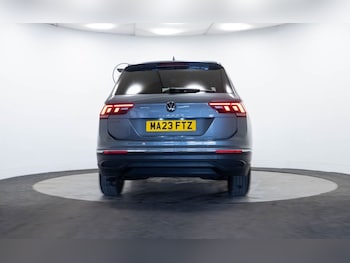 Used Volkswagen Tiguan Allspace 2023 for sale - 76317120: Photo