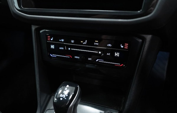 Used Volkswagen Tiguan 2021 for sale - 75528048: Photo 23