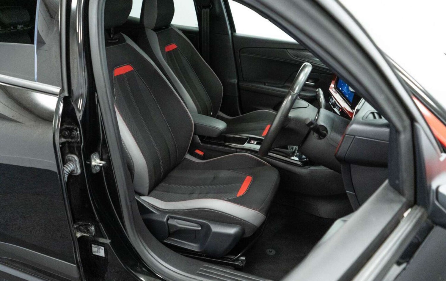 Used Vauxhall Mokka 2023 for sale - 77930785: Photo 21