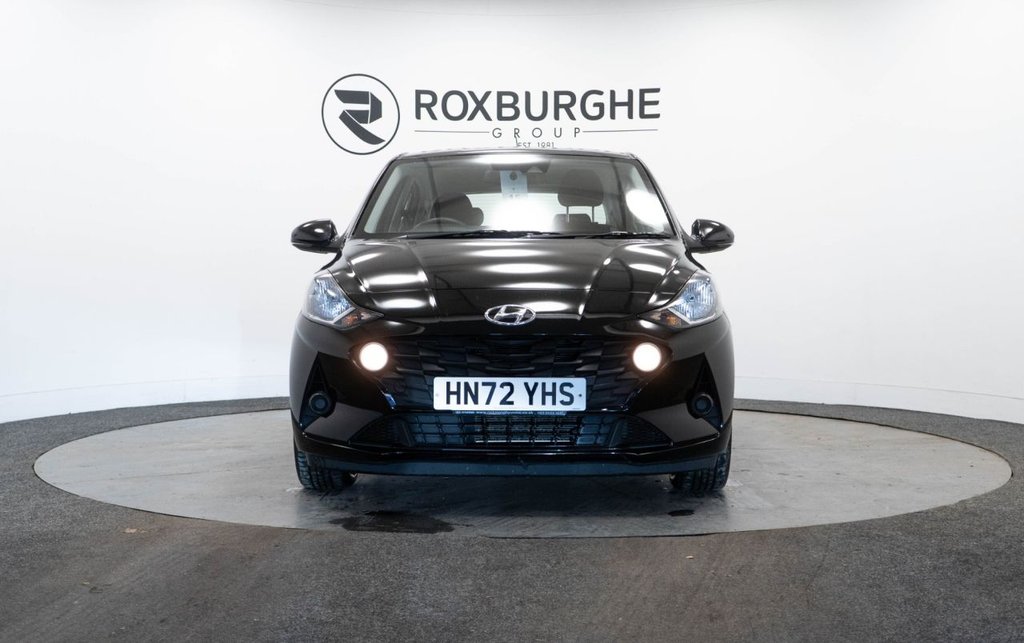 Used Hyundai i10 2022 for sale - 76698172: Photo 2