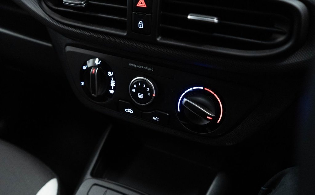 Used Hyundai i10 2022 for sale - 76698172: Photo 29