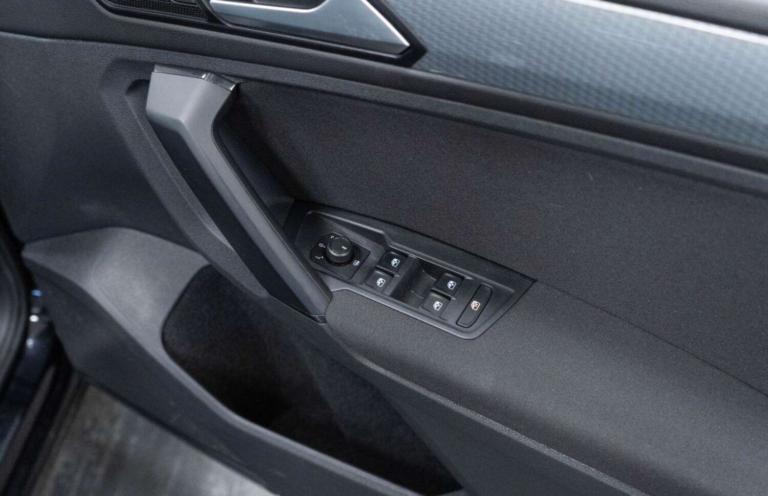 Used Volkswagen Tiguan 2021 for sale - 77930895: Photo 23