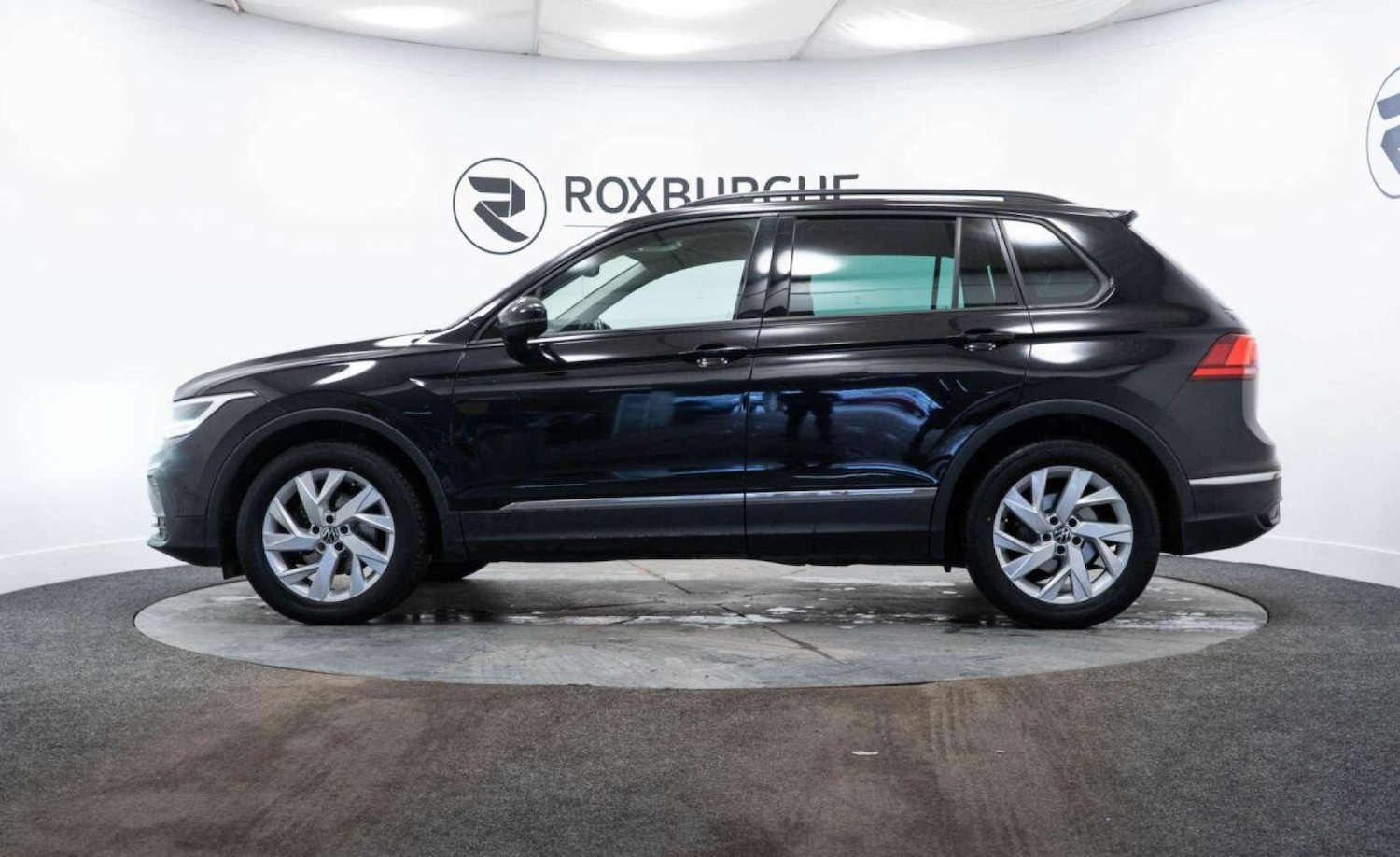 Used Volkswagen Tiguan 2021 for sale - 77930895: Photo 4